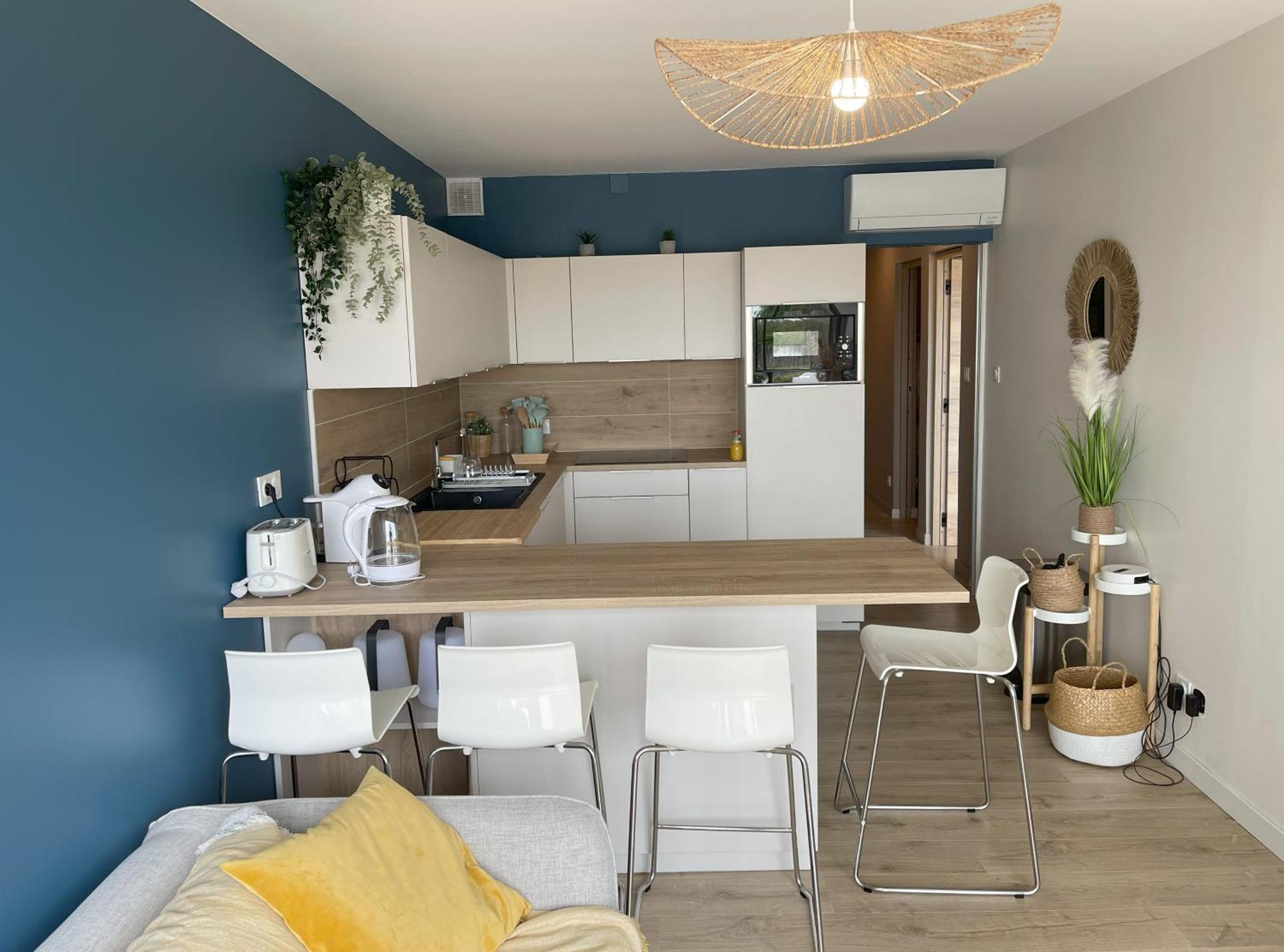 Bord De Mer: Soleil, Et Grande Terrasse Pour Instants De Detente Apartment *